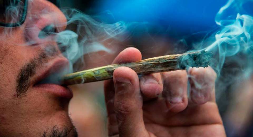 adakah ganja lebih selamat berbanding kokain 25