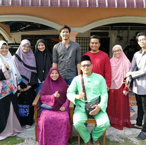 adik fattah amin 48774