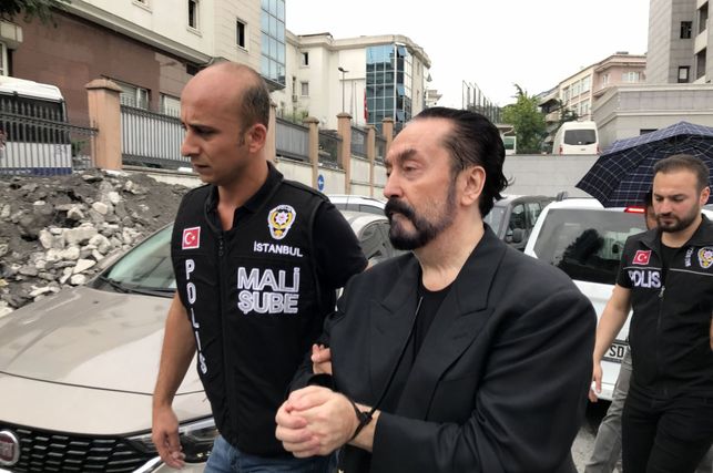 adnan oktar penjara seribu tahun