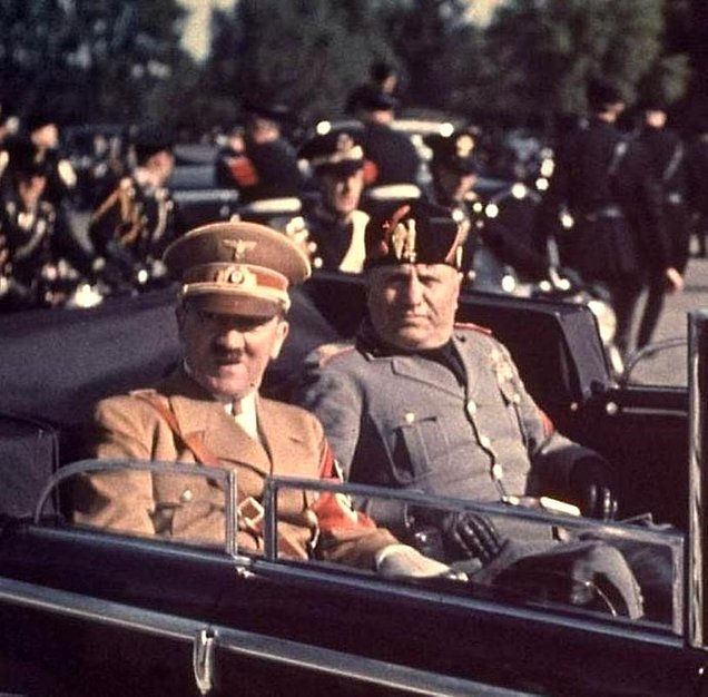 adolf hitler dan benito mussolini