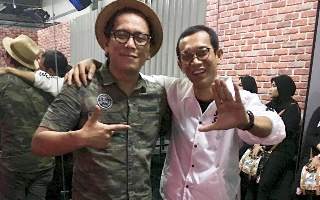 ajak dan shahrol bergaduh