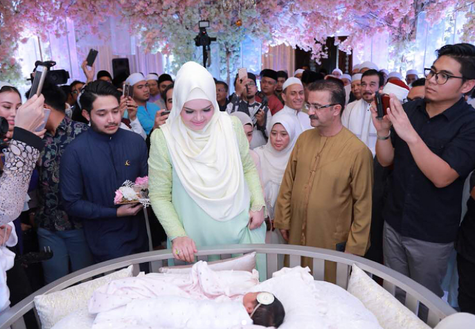 akhirnya siti nurhaliza dedah nama anak 2