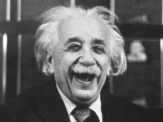 albert einstein makin kaya selepas meninggal