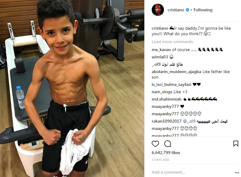 anak cristiano ronaldo berusia 7 tahun tayang badan 2