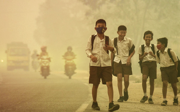 anak ke sekolah udara tercemar