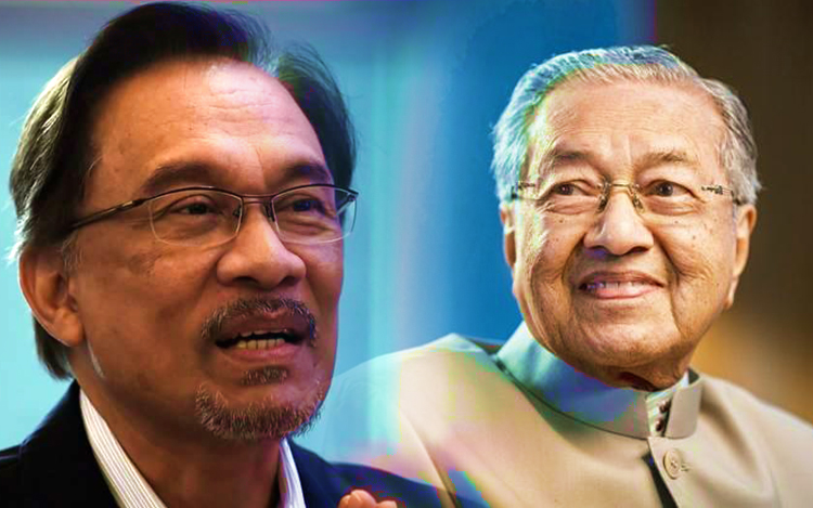 anwar ibrahim versus mahathir bentuk kerajaan baru