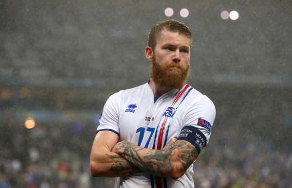 aron gunnarsson 5 fakta menakjubkan tentang pasukan bola sepak iceland 2