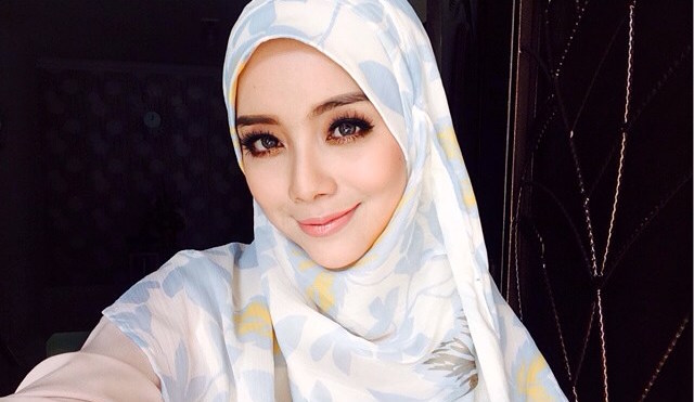 artis kecil molek mira filzah