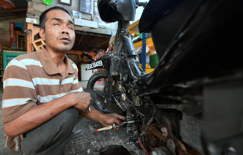 azhar ibrahim mampu mengetahui kerosakan dengan hanya mendengar bunyi motosikal