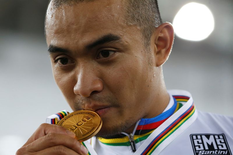 azizulhasni awang pocket rocketman dan pingatnya yang baru dimenangi