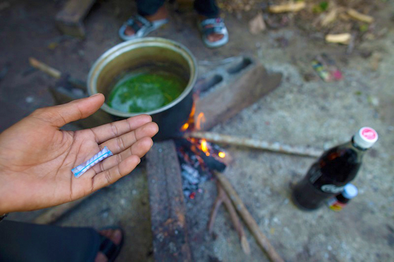 bahan campuran dalam air rebusan ketum