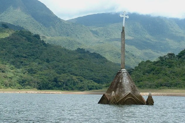 bandar potosi yang tenggelam