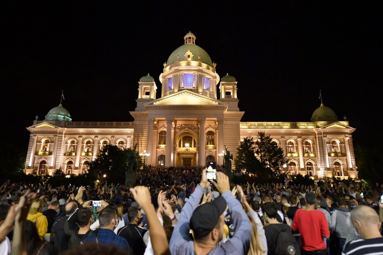 bangunan parlimen serbia