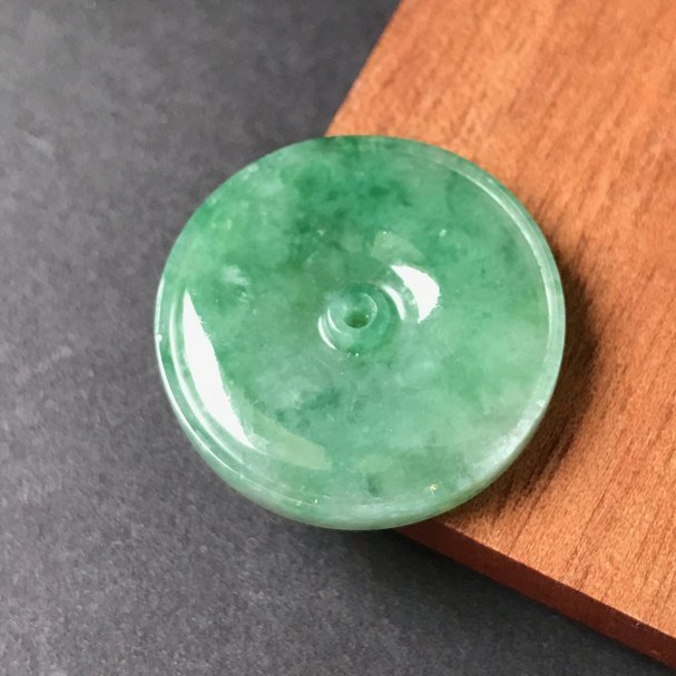 batu jadeite paling mahal di dunia