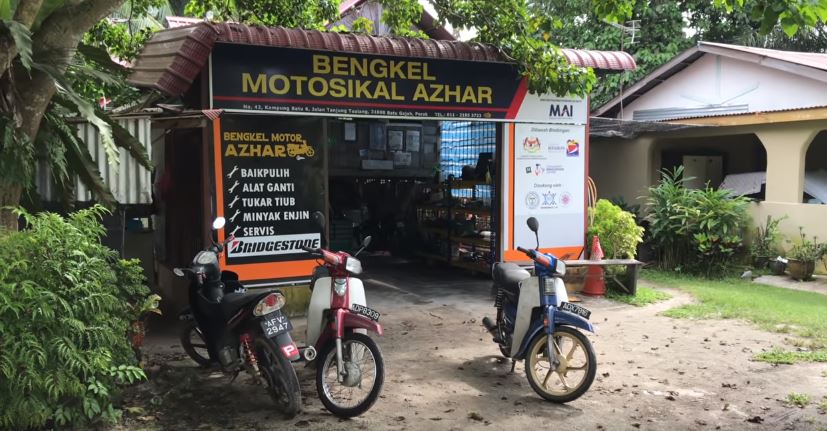 bengkel motosikal milik warga oku azhar ibrahim 151