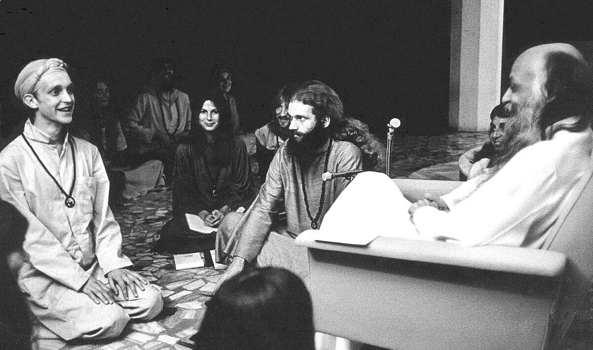 bhagwan shree rajneesh pengasas rajneeshpuram