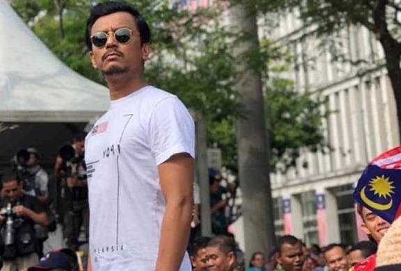 biodata dan latar belakang penyanyi faizal tahir 4