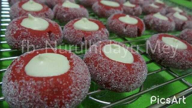 biskut thumbprint red velvet