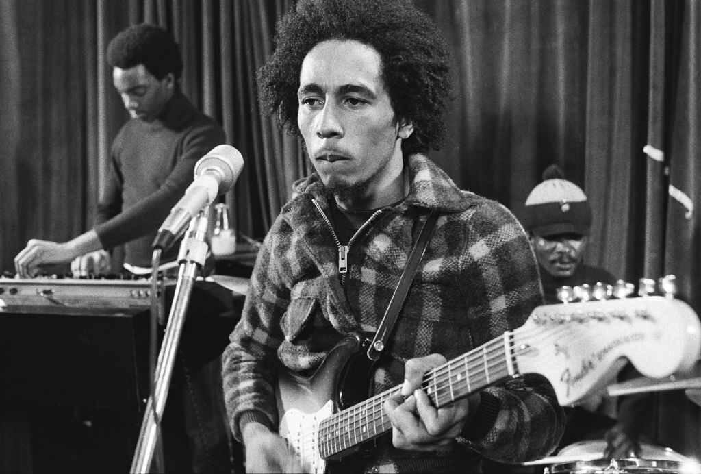 bob marley gunakan muzik untuk sampaikan mesej 918