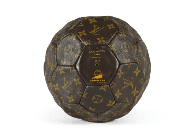 bola sepak piala dunia louis vuitton