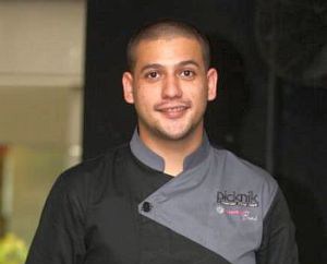 chef nik micheal kepala botak