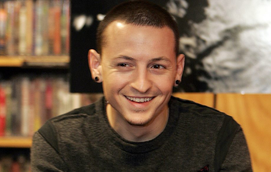 chester bennington vokalis linkin park bunuh diri 3