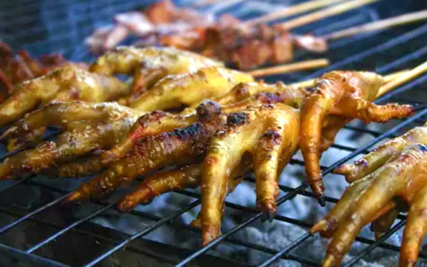 chicken feet macro