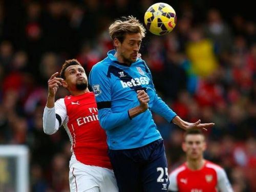 crouch ketika menentang arsenal