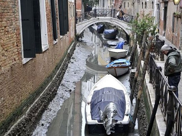 cuaca luar biasa terusan venice kering