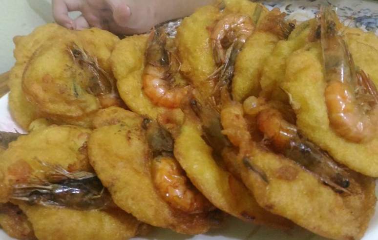 cucur udang rangup