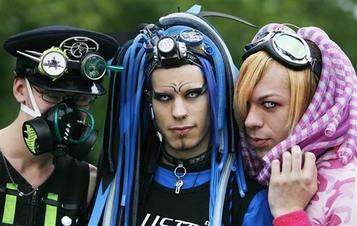 cybergoth trend pelik