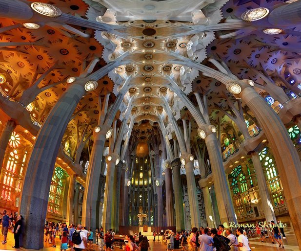 dalaman sagrada familia 1