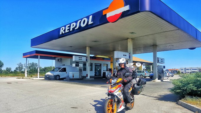 di stesen minyak repsol