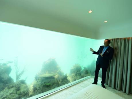 dubai underwater villa