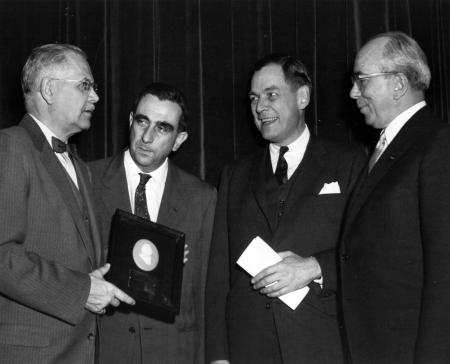 edward teller menerima anugerah