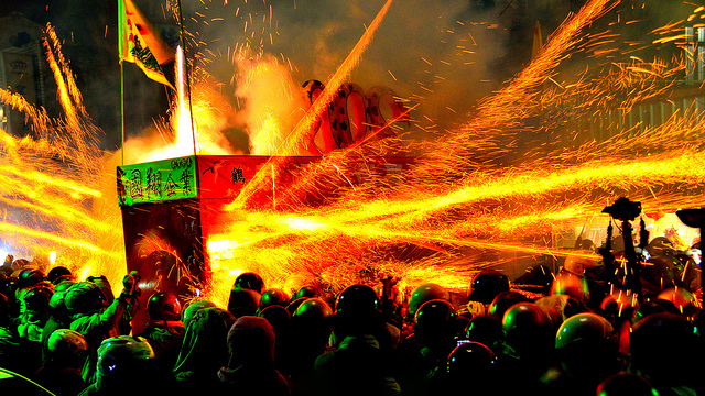 festival bunga api sarang lebah yanshui