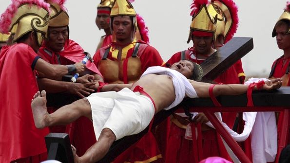 festival penyaliban good friday di filipina