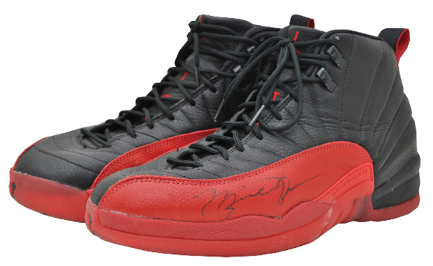 flu game air jordan dengan tandatangan michael jordan