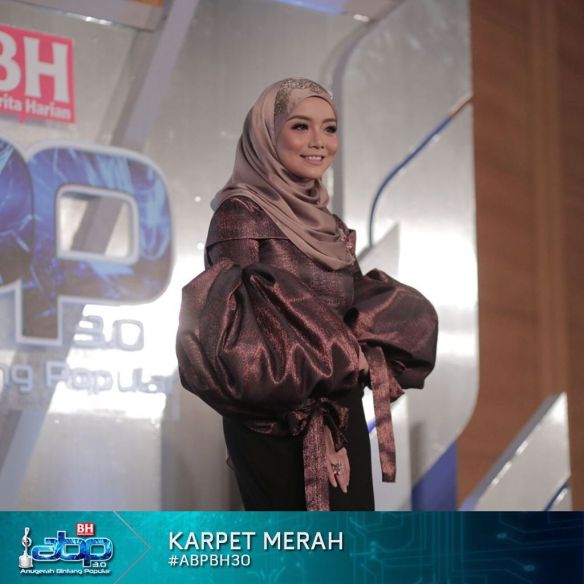 foto fesyen selebriti di karpet merah abpbh30 12