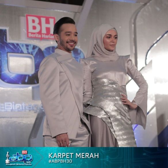 foto fesyen selebriti di karpet merah abpbh30 9