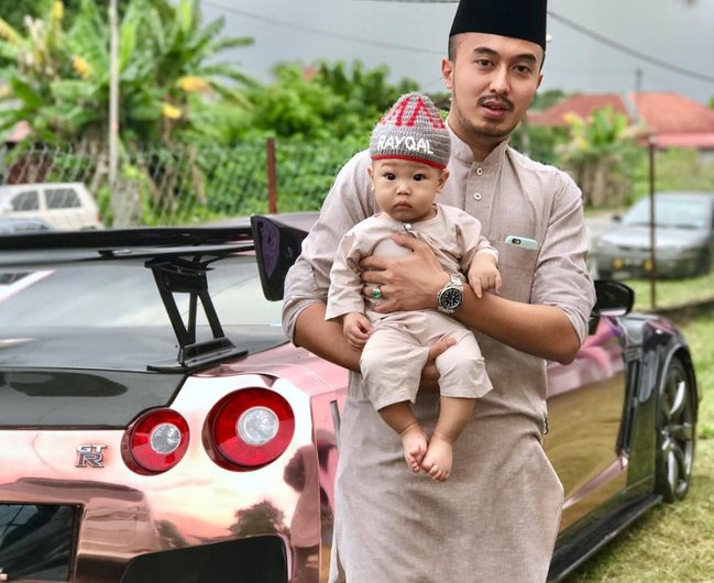 foto foto kekasih baru fasha sandha bersama koleksi kereta mewah yang mengejutkan 7