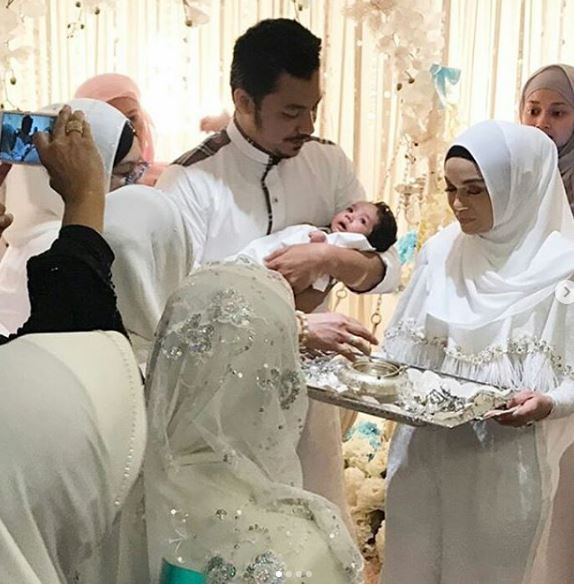 foto foto majlis aqiqah anak syamsul yusof dan puteri sarah liyana 4