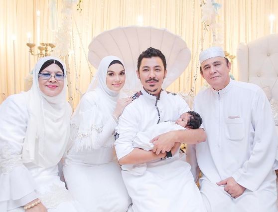 foto foto majlis aqiqah anak syamsul yusof dan puteri sarah liyana 6