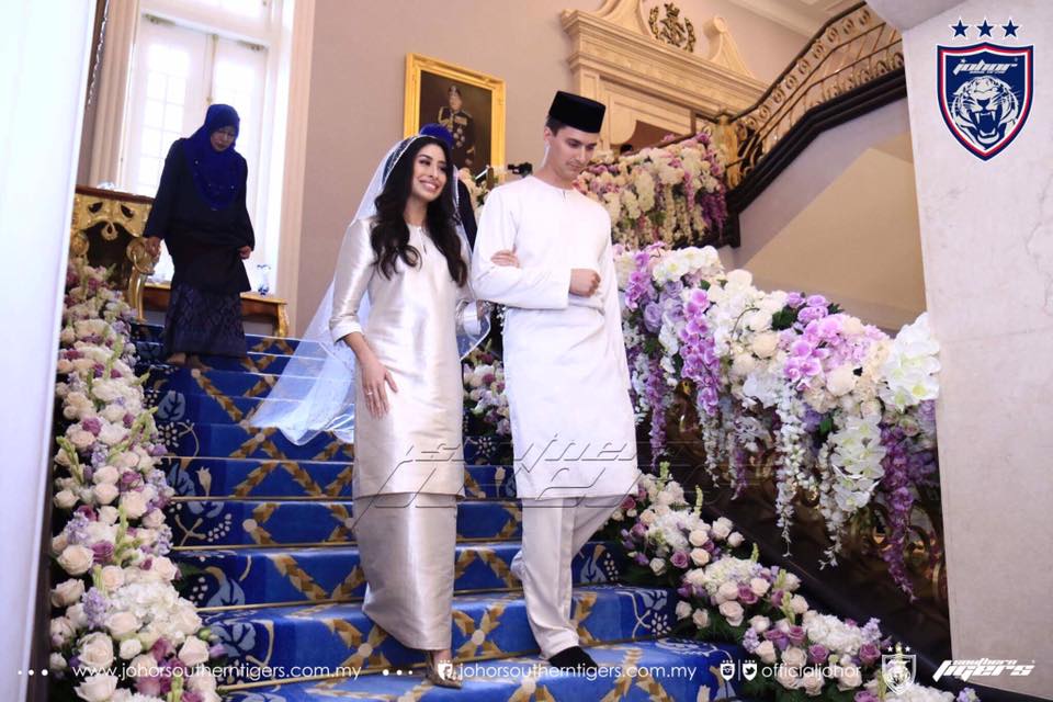 foto foto majlis pertunangan dan pernikahan tunku tun aminah 6