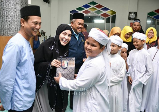 foto foto sekitar majlis solat hajat dan doa selamat elyana 5