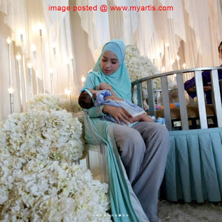 foto majlis berendoi dan cukur jambul anak pelakon nadya syahera 7