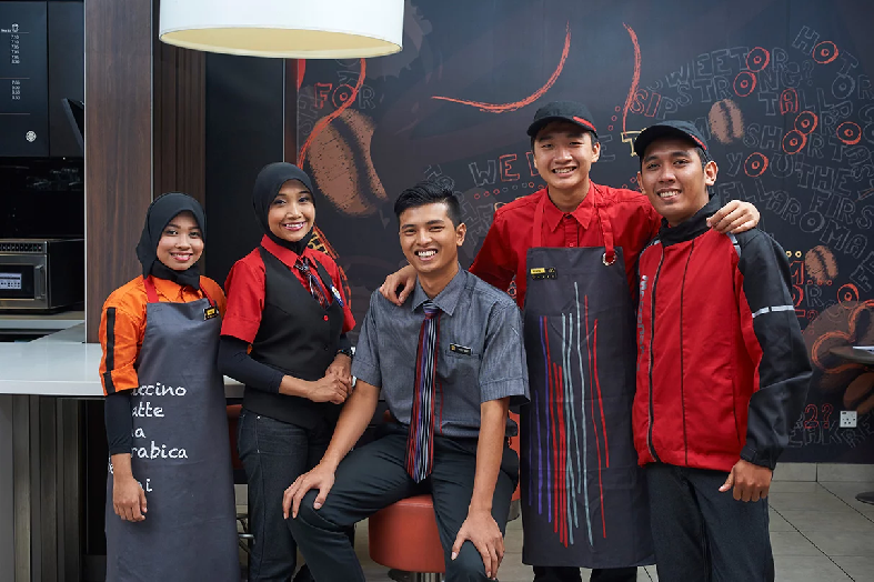 gaji ceo mcdonald s 1200 kali ganda pekerja biasa