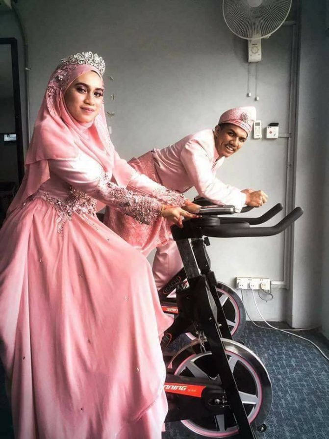 gambar kahwin pengantin di gym 6