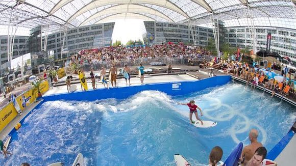 gelanggang luncur ais musim sejuk lapangan terbang munich