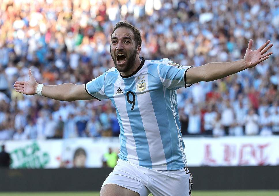 gonzalo higuain 49